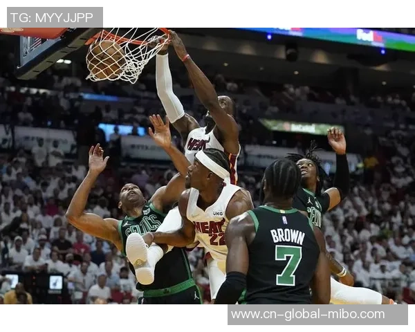 2012年NBA揭幕战凯尔特人与热火的激烈对决回顾与分析 2012年NBA揭幕战凯尔特人与热火的激烈对决回顾与分析